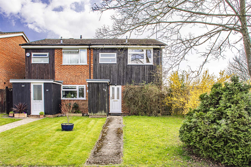 3 bed property for sale in 98 Wayside Green, Woodcote RG8 Zoopla