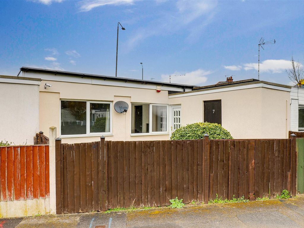 Terraced bungalow for sale in Candle Meadow, Colwick Park
