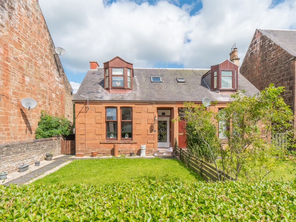 3 bed semidetached house for sale in West Donington Street, Darvel