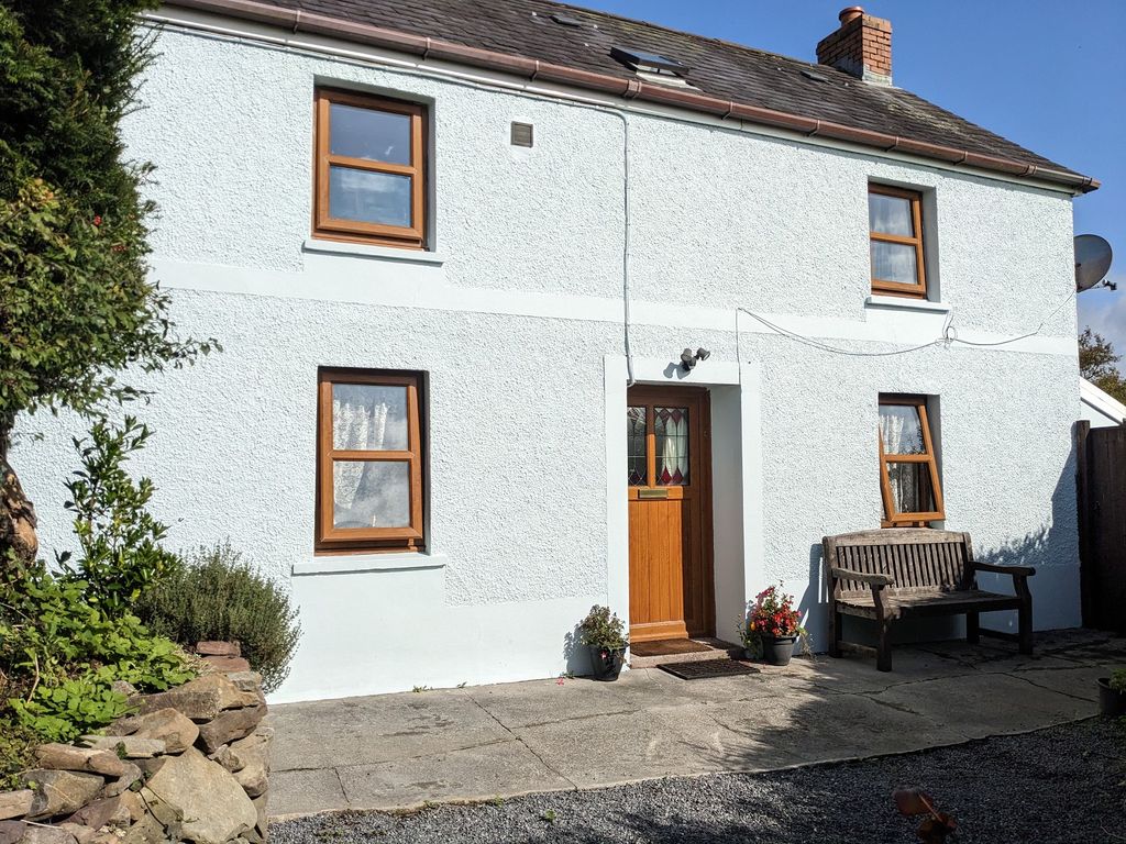 2 bed cottage for sale in Llangain, Carmarthen, Carmarthenshire. SA33, £370,000 Zoopla