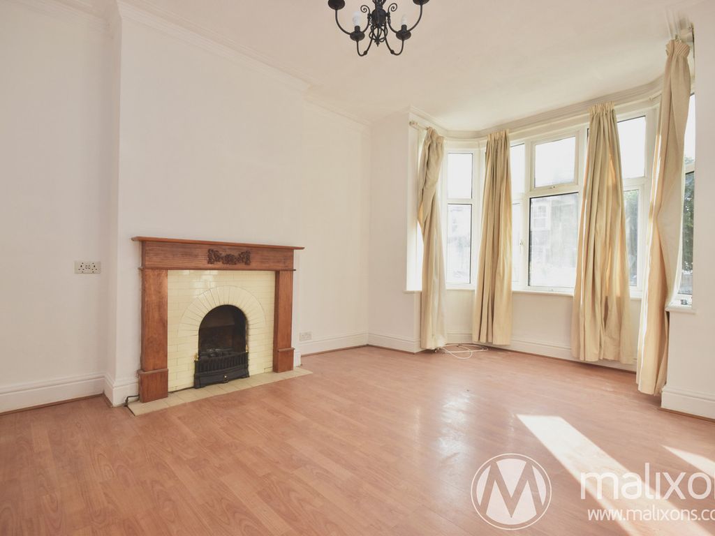 4 bed terraced house to rent in Colliers Water Lane, Thornton Heath CR7