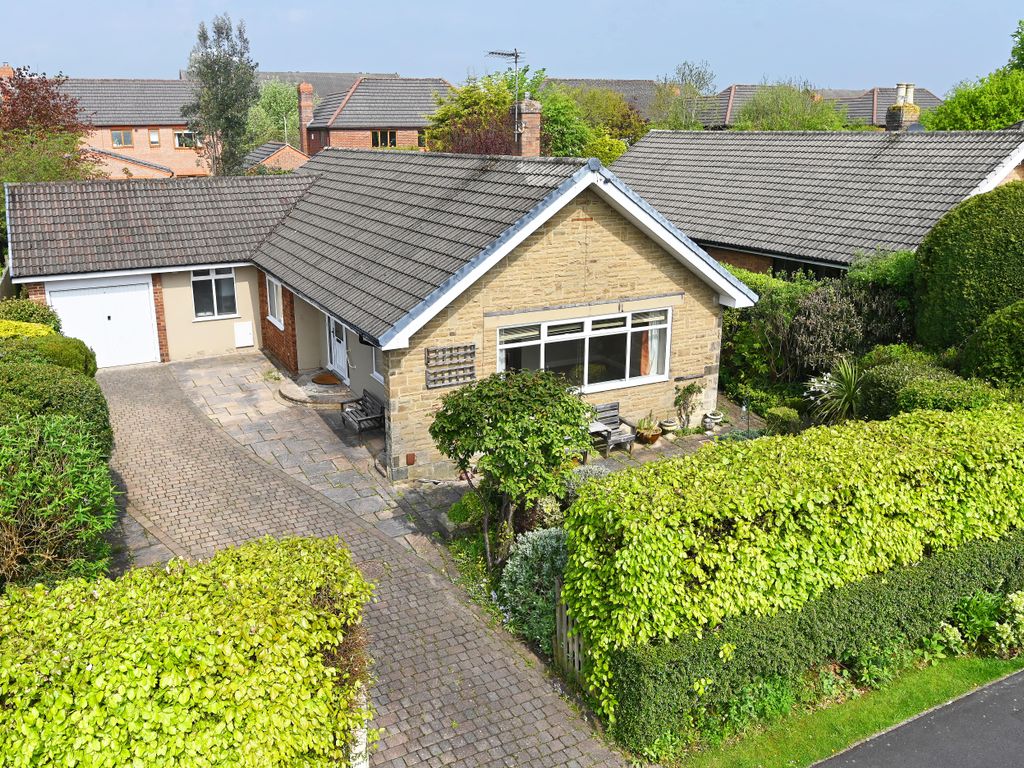 4 bed detached bungalow for sale in Rossett Park Road, Harrogate HG2, £