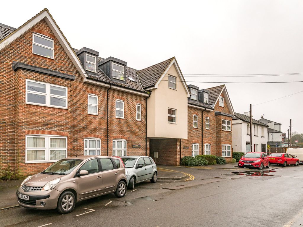 1 bed flat to rent in Prospects Court, 20 Holmesdale Road, Reigate