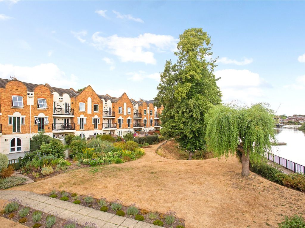 5 bed detached house for sale in Herons Place, Old Isleworth TW7 Zoopla