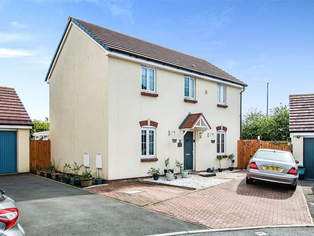 4 bed detached house for sale in Gleneagles Close, Hubberston, Milford