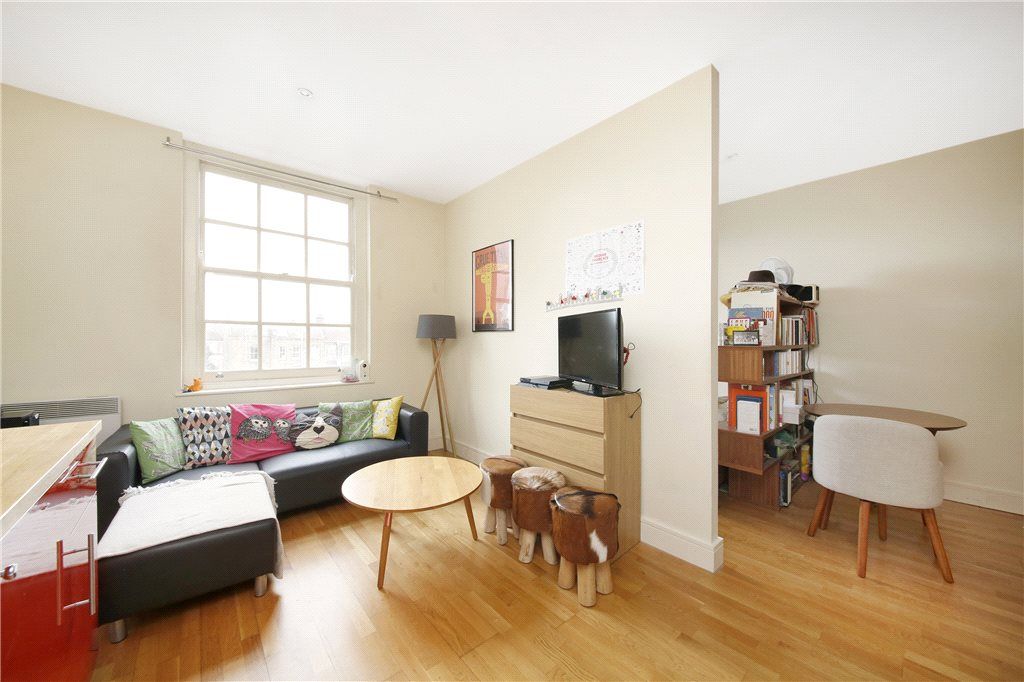 Studio to rent in Clapham High Street, Clapham Common, London SW4 Zoopla