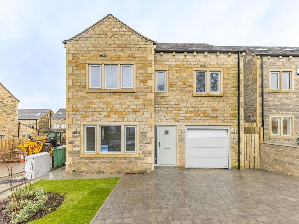 New home, 5 bed detached house for sale in Tinker Lane, Lepton