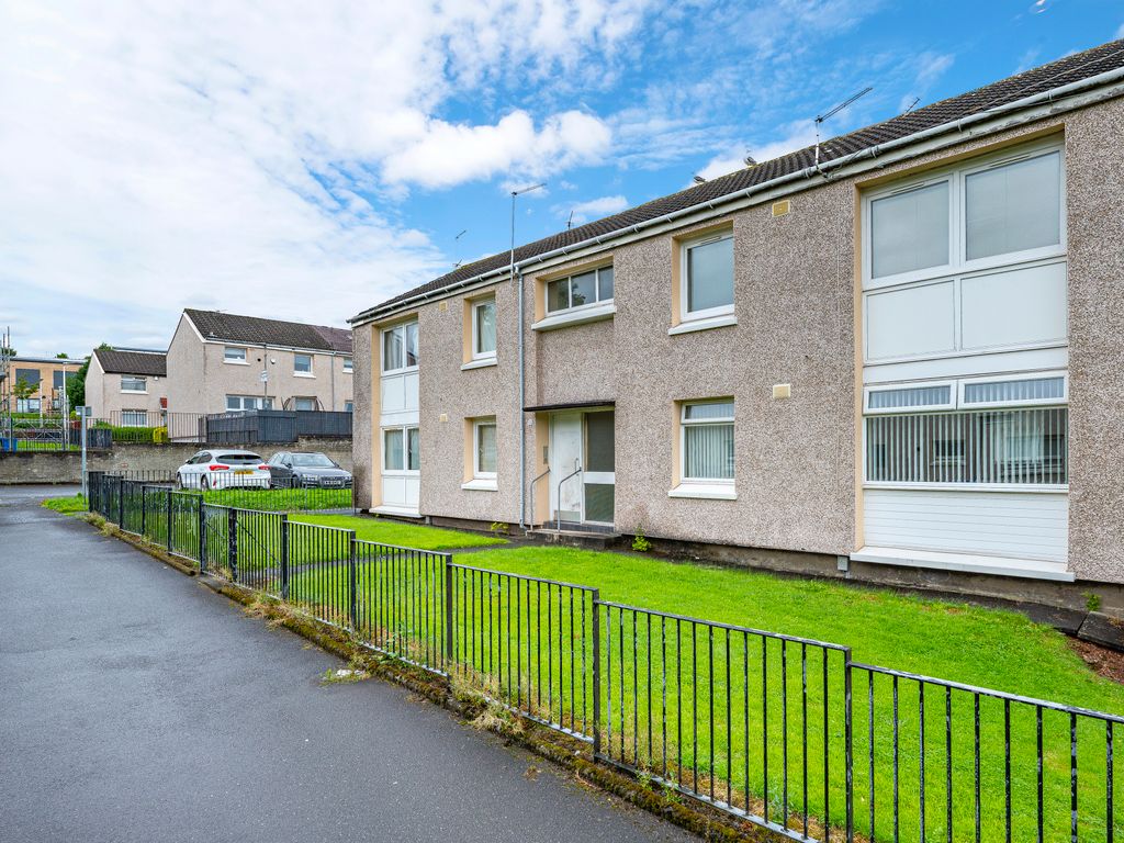 1 bed flat for sale in Quarryknowe, Rutherglen, Glasgow G73, £57,000