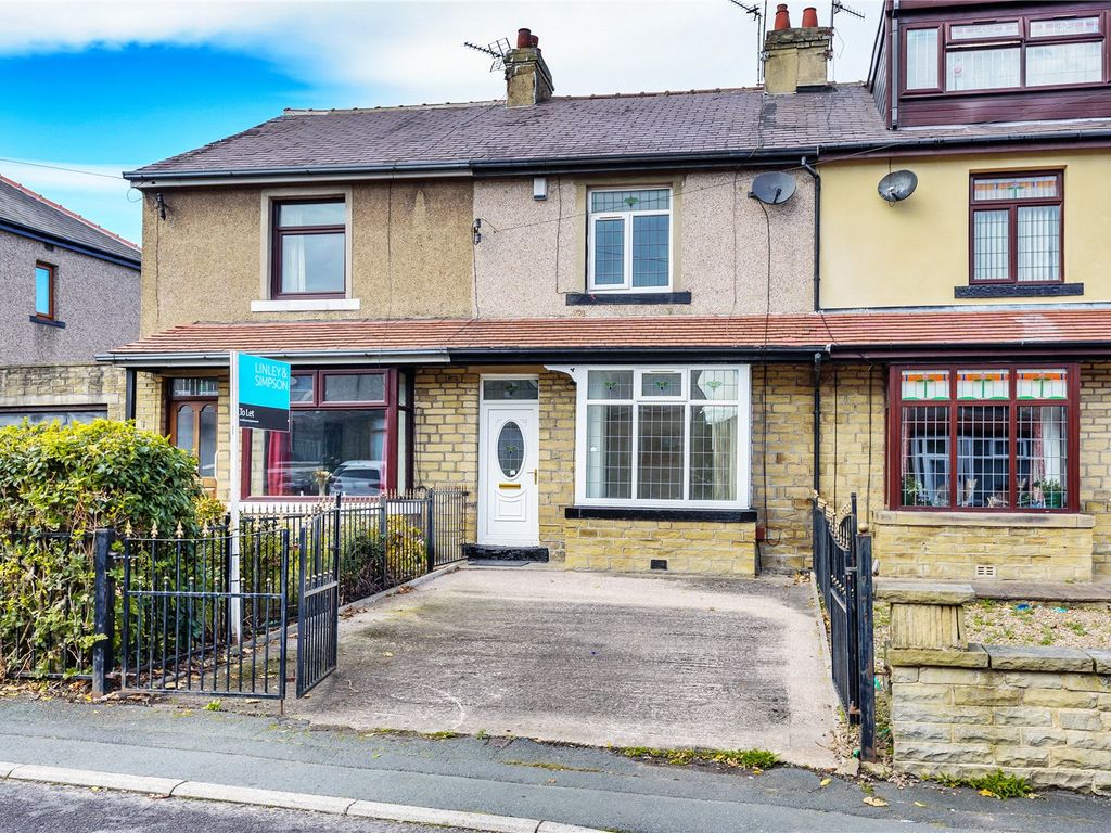 2 bed terraced house for sale in Frimley Drive, Bradford, West