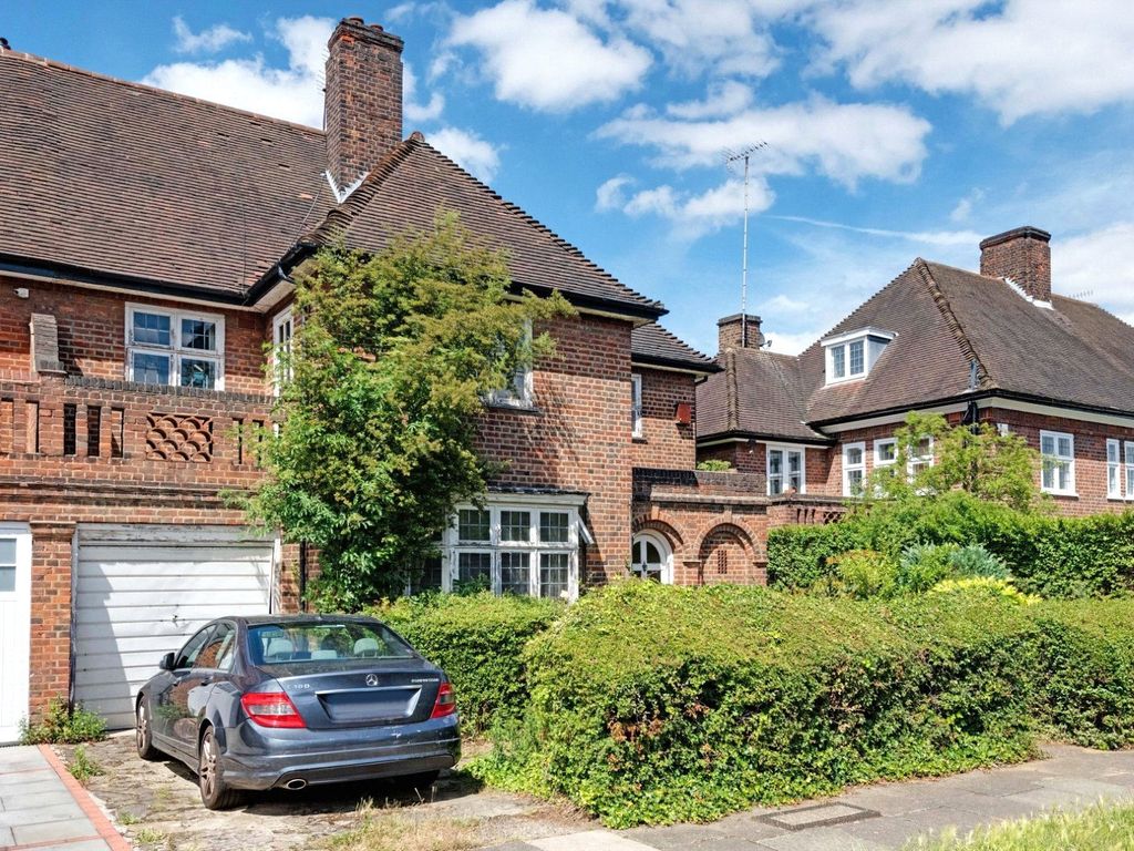 Southway Hampstead Garden Suburb London NW11