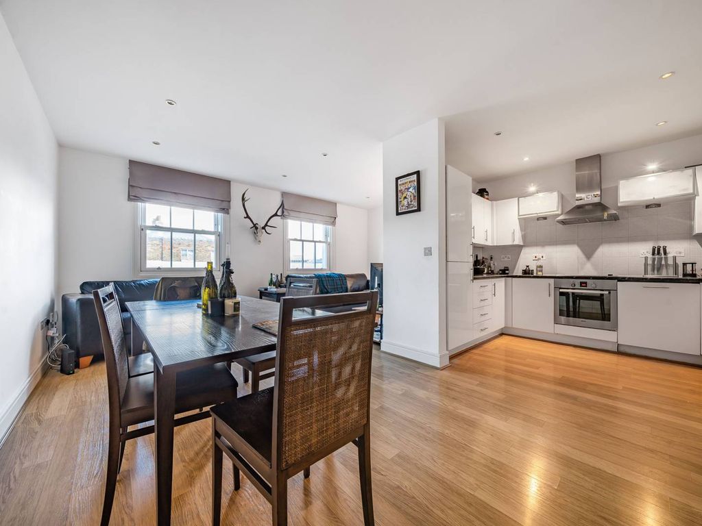 2 bed flat for sale in Liverpool Road, Angel, London N1, £800,000 Zoopla