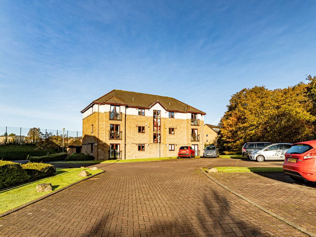 2 bed flat for sale in College Gate, Bearsden, Glasgow, East