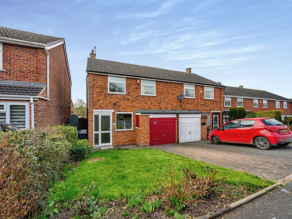 3 bed semidetached house for sale in St. Margarets Road, Tamworth B79
