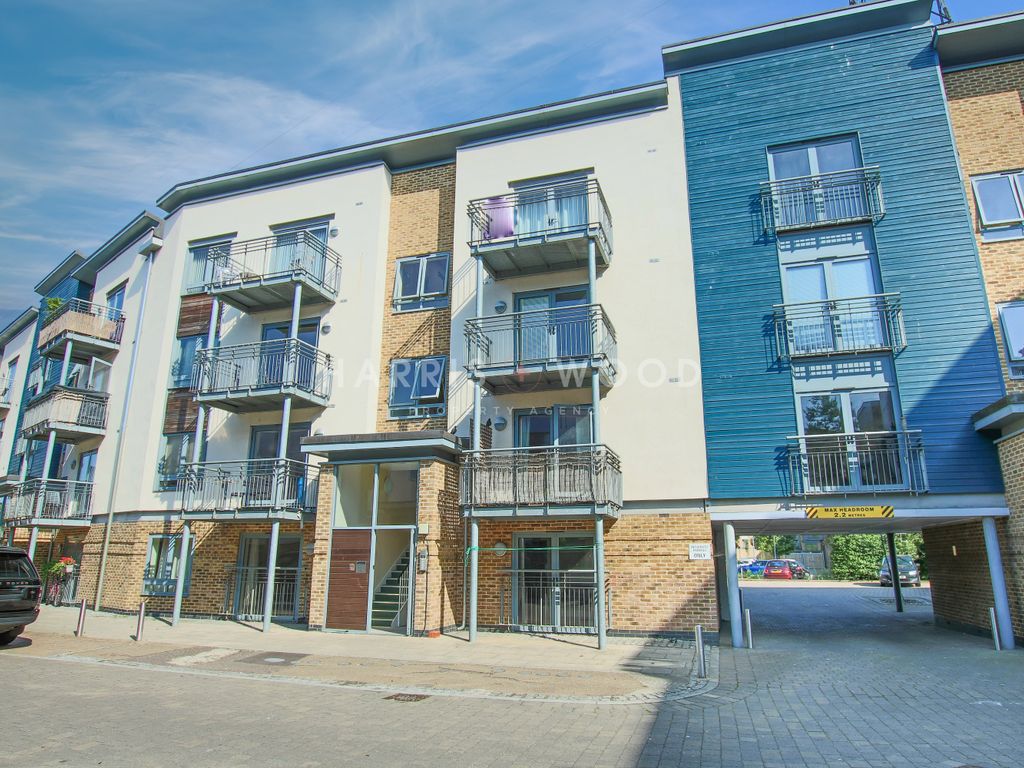 1 bed flat to rent in Quayside Drive, Colchester, Essex CO2 Zoopla