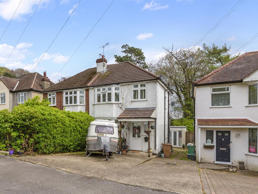 3 bed semidetached house for sale in Chipstead Way, Banstead SM7 Zoopla