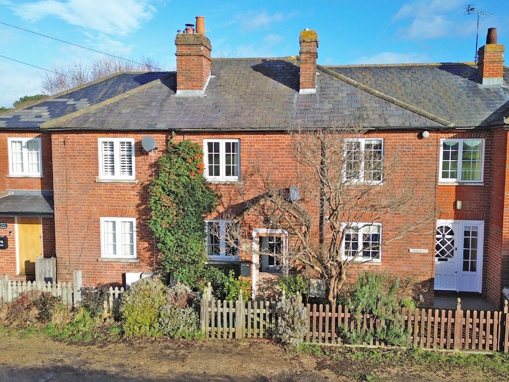 2 bed terraced house for sale in Primrose Cottage, Ockwells Road, Maidenhead, Berkshire SL6 Zoopla