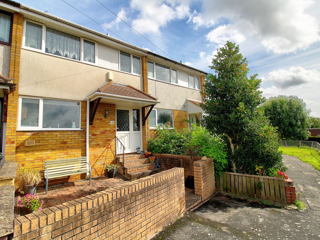 2 bed terraced house for sale in Nevalan Drive, Bristol BS5, £290,000