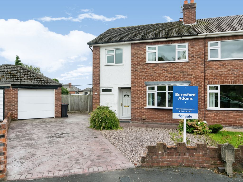 3 bed semidetached house for sale in Hunts Close, Great Boughton