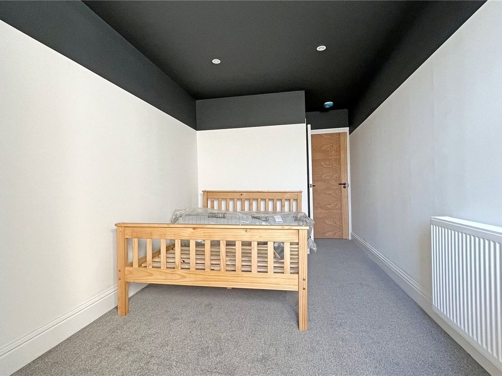 1 bed property to rent in Goldstone Villas, Hove BN3, £800 pcm Zoopla