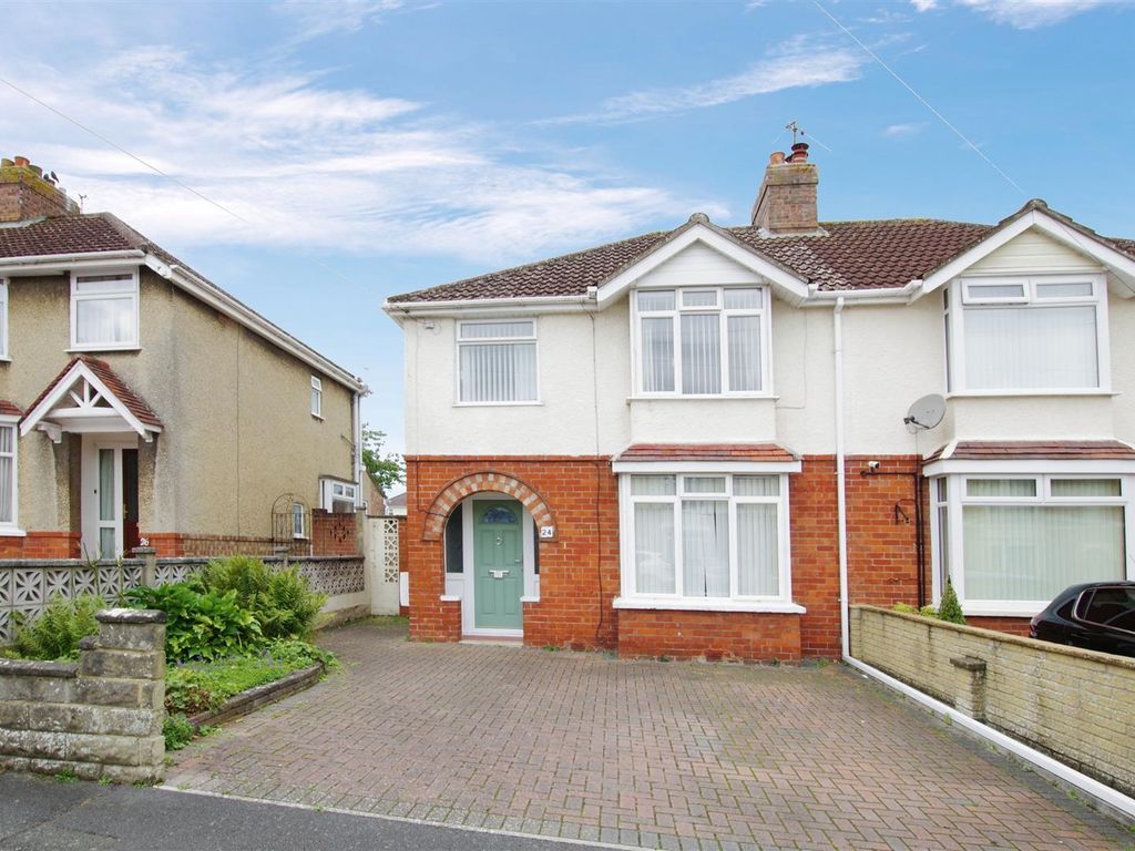 3 bed semidetached house for sale in Grosvenor Road, Old Town, Swindon
