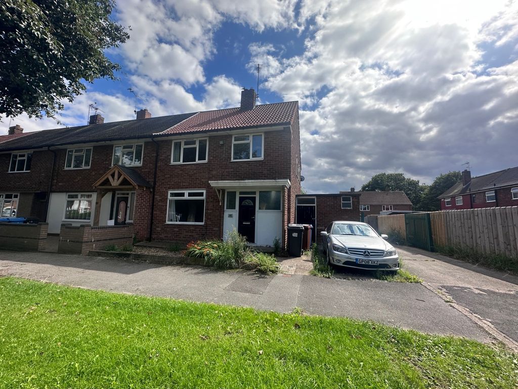 3 bed end terrace house for sale in Griffin Road, Hull, Yorkshire HU9
