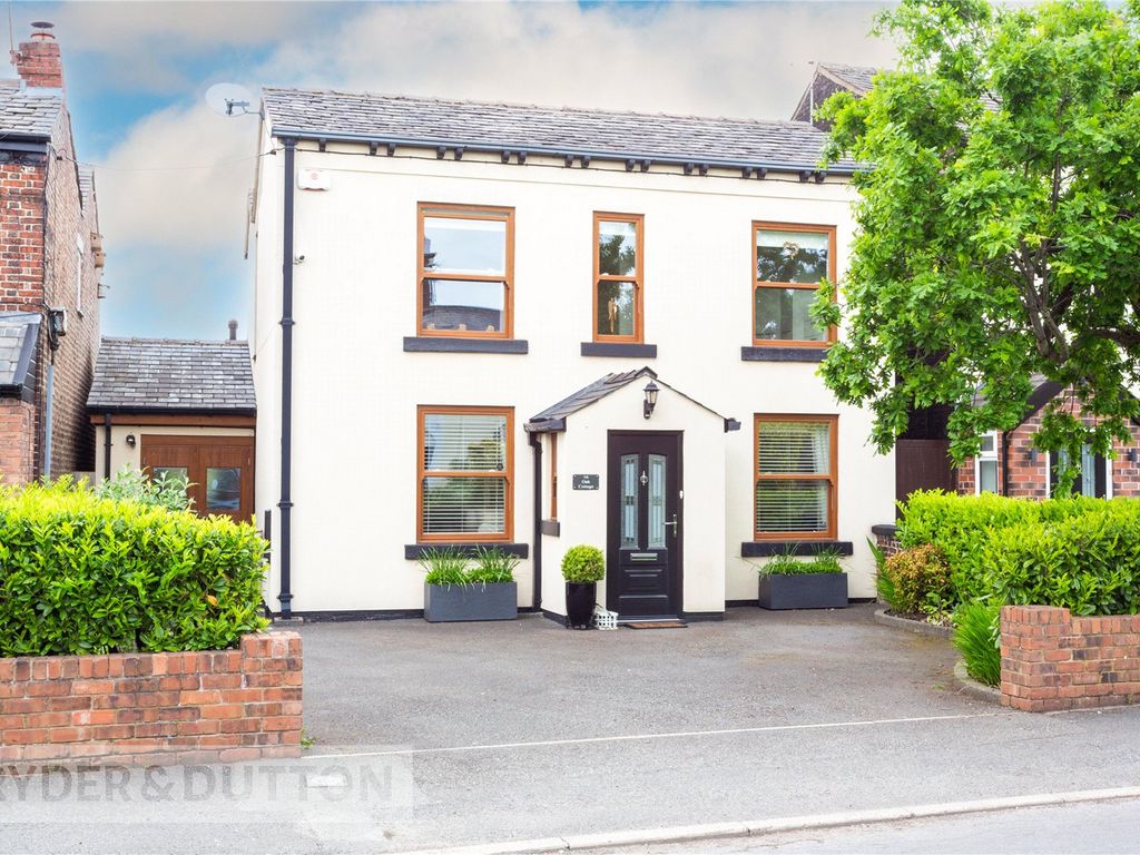 3 bed detached house for sale in Medlock Road, Woodhouses, Failsworth