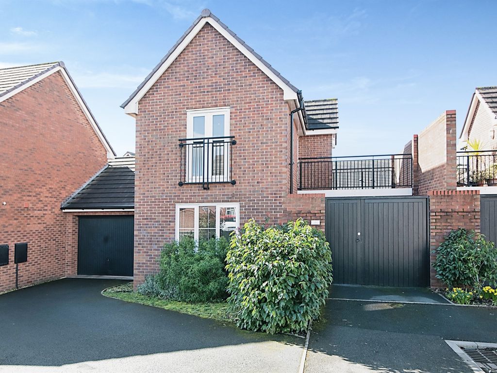 2 bed detached house for sale in The Pavilions, West Bromwich B70 Zoopla