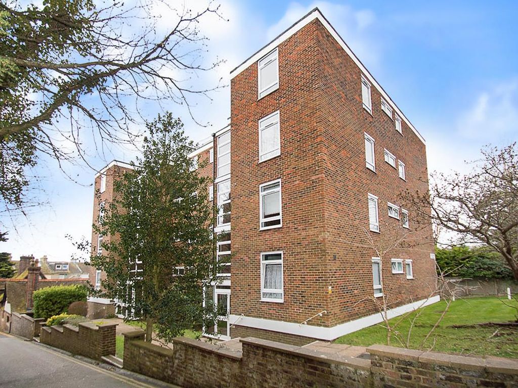 1 bed flat for sale in Arundel Road, Eastbourne BN21, £154,950 Zoopla