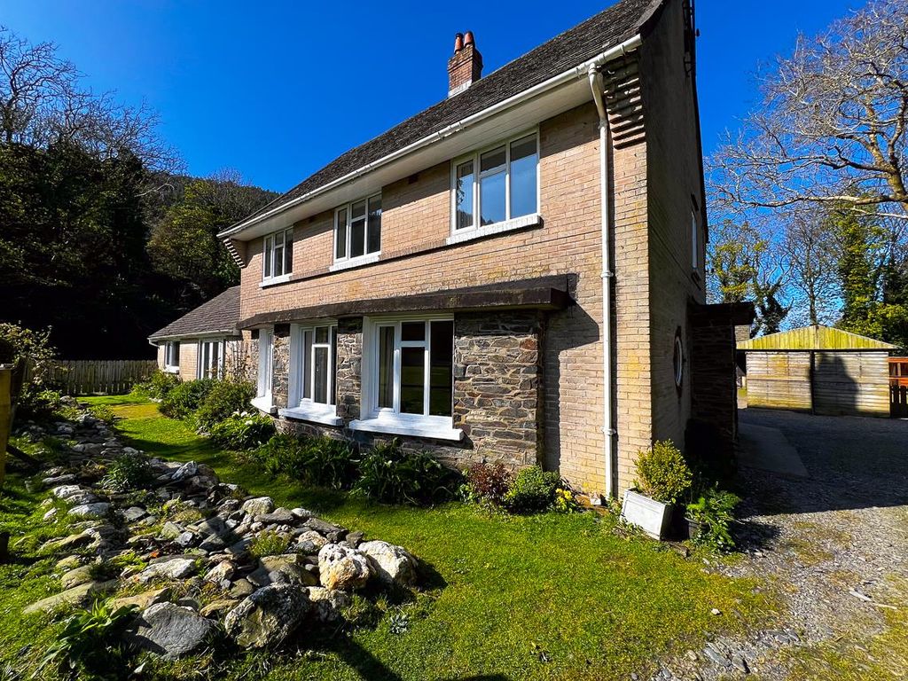 6 bed property for sale in Glen Auldyn, Ramsey, Isle Of Man IM7, £