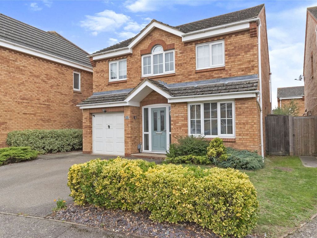4 bed detached house for sale in Poppy Field, Biggleswade, Bedfordshire