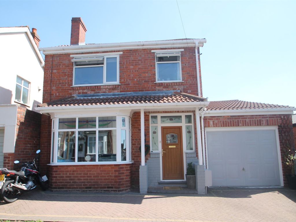 3 bed detached house for sale in Duke Street, Rowley Regis B65 Zoopla