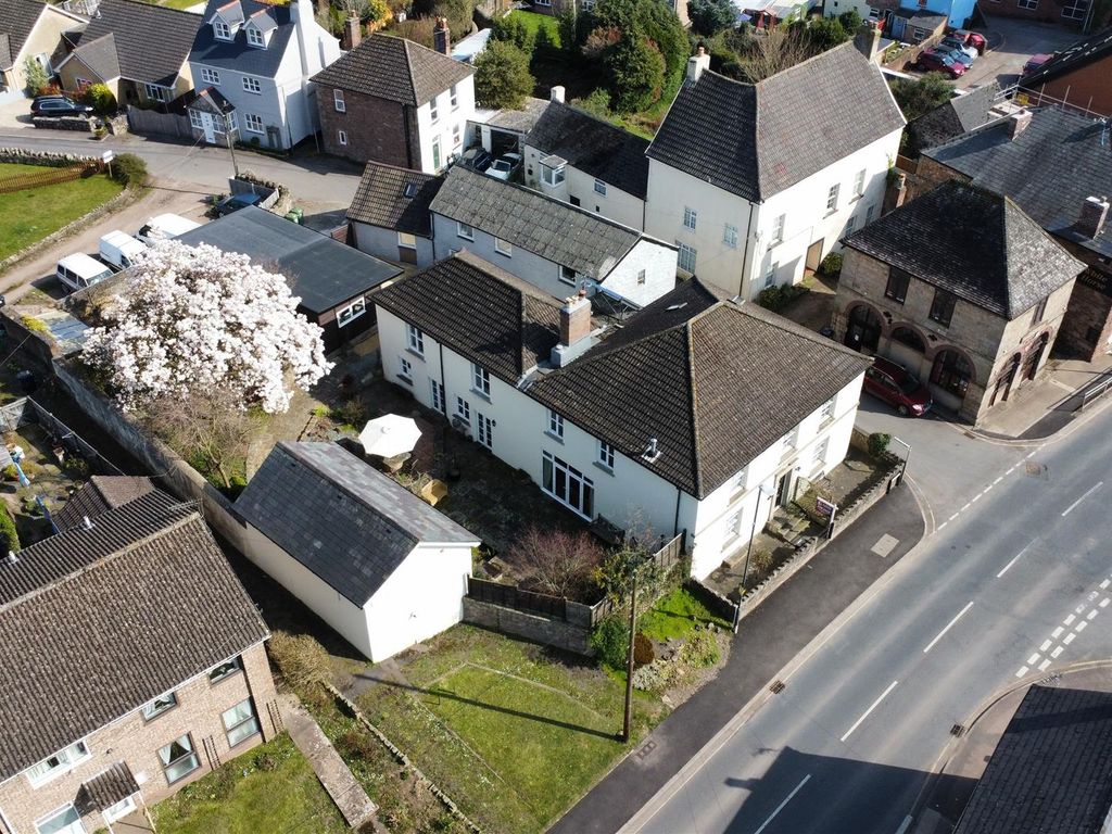 7 bed detached house for sale in Townsend, Mitcheldean GL17 Zoopla