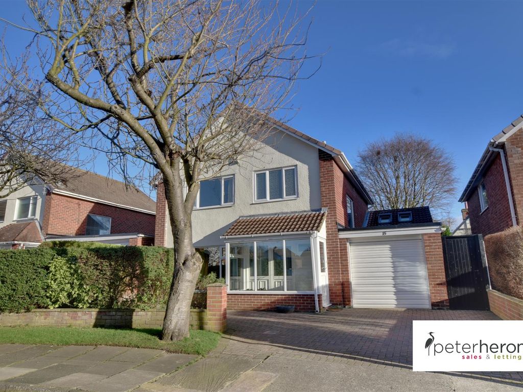 4 bed detached house for sale in Farm Hill Road, Cleadon, Sunderland