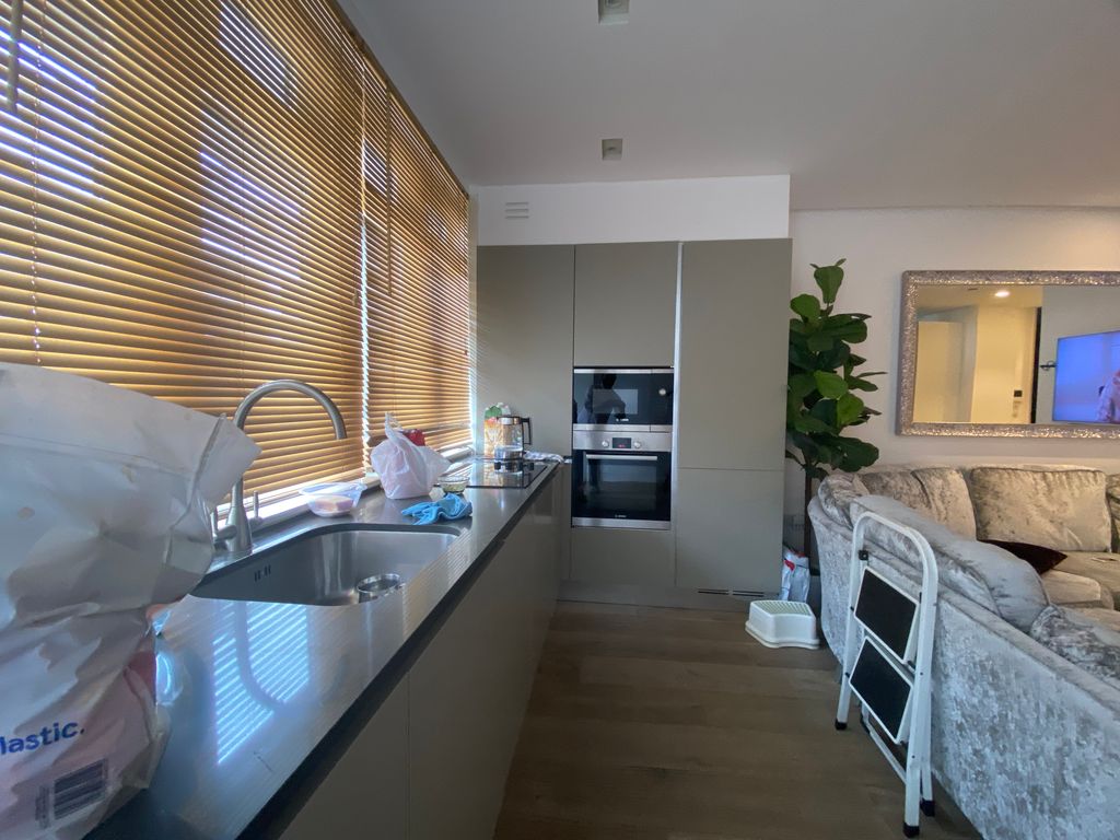 4 Shirland Mews, Maida Vale W9  