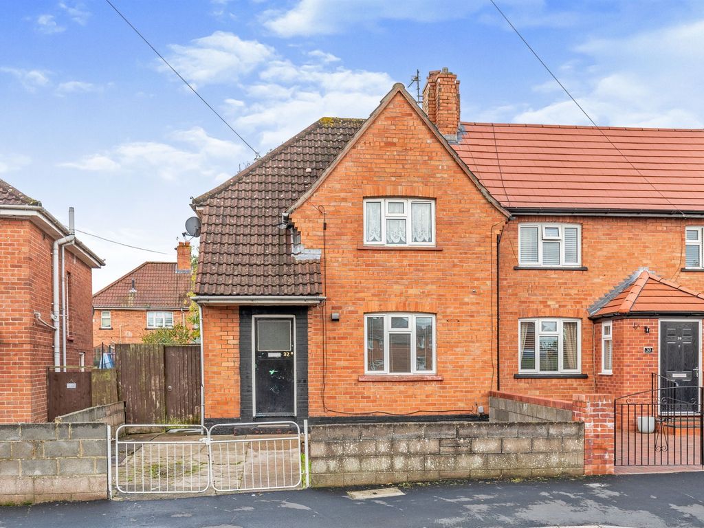 3 bed terraced house for sale in Cossington Road, Knowle, Bristol BS4