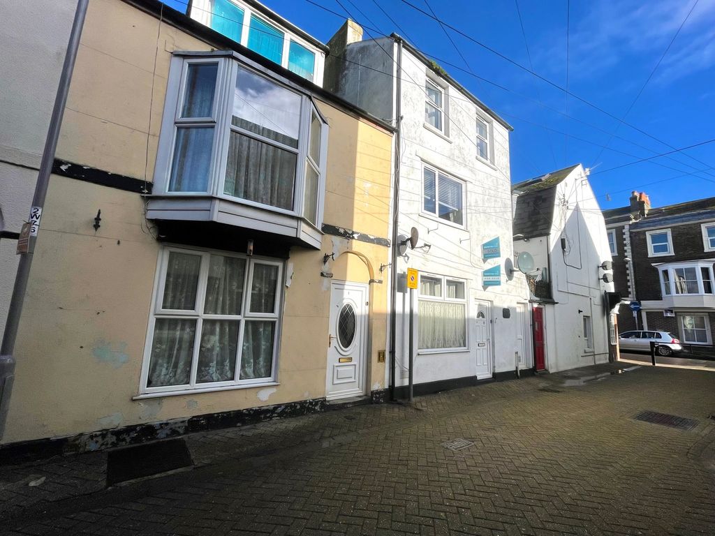 1 bed flat for sale in Wesley Street, Weymouth DT4 Zoopla