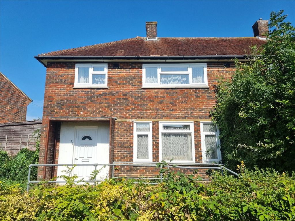 3 bed semidetached house for sale in Reston Path, Borehamwood