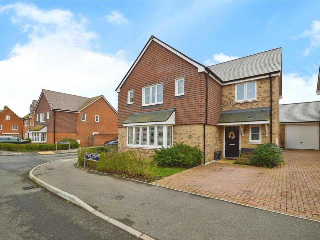 4 bed detached house for sale in Brigden Gardens, Faversham, Kent ME13