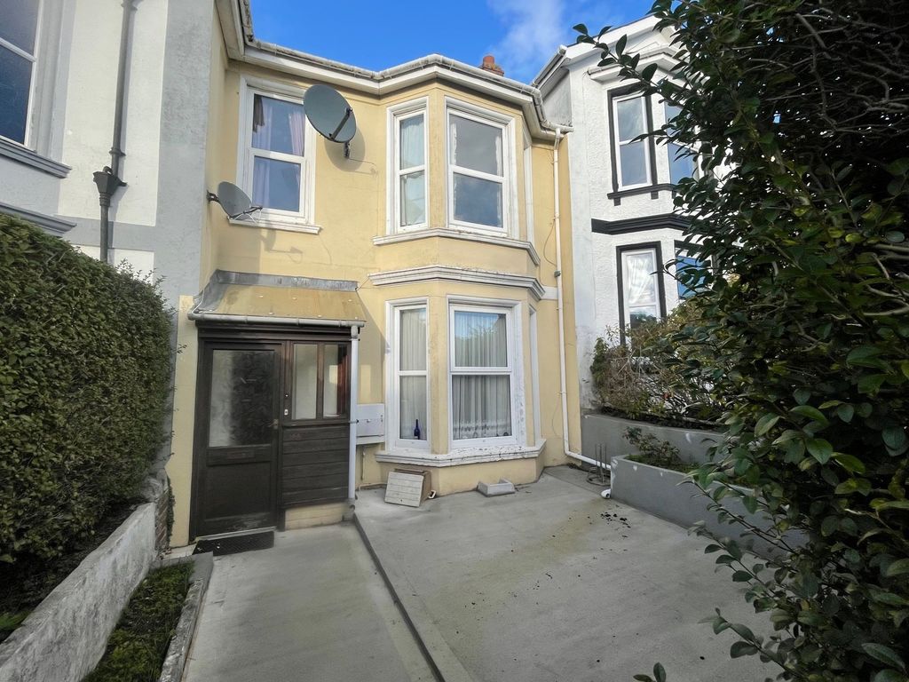 2 bed flat for sale in Forest Road, Torquay TQ1 Zoopla