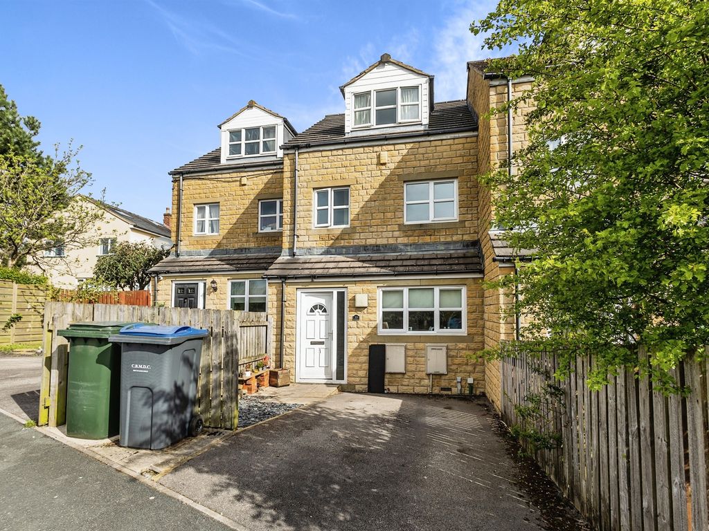 3 bed terraced house for sale in Damems Lane, Keighley BD22 Zoopla