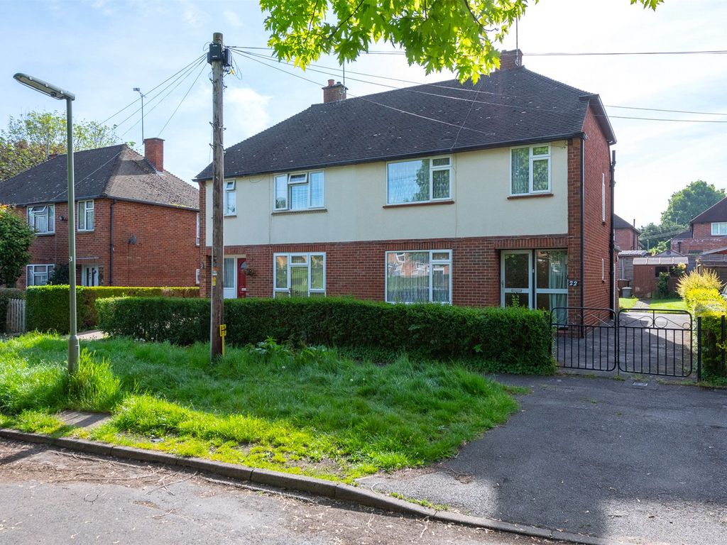 3 bed semidetached house for sale in Bagshot, Surrey GU19, £425,000