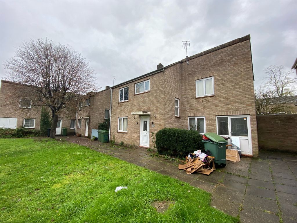 3 bed end terrace house for sale in St. Johns Way, Thetford IP24, £