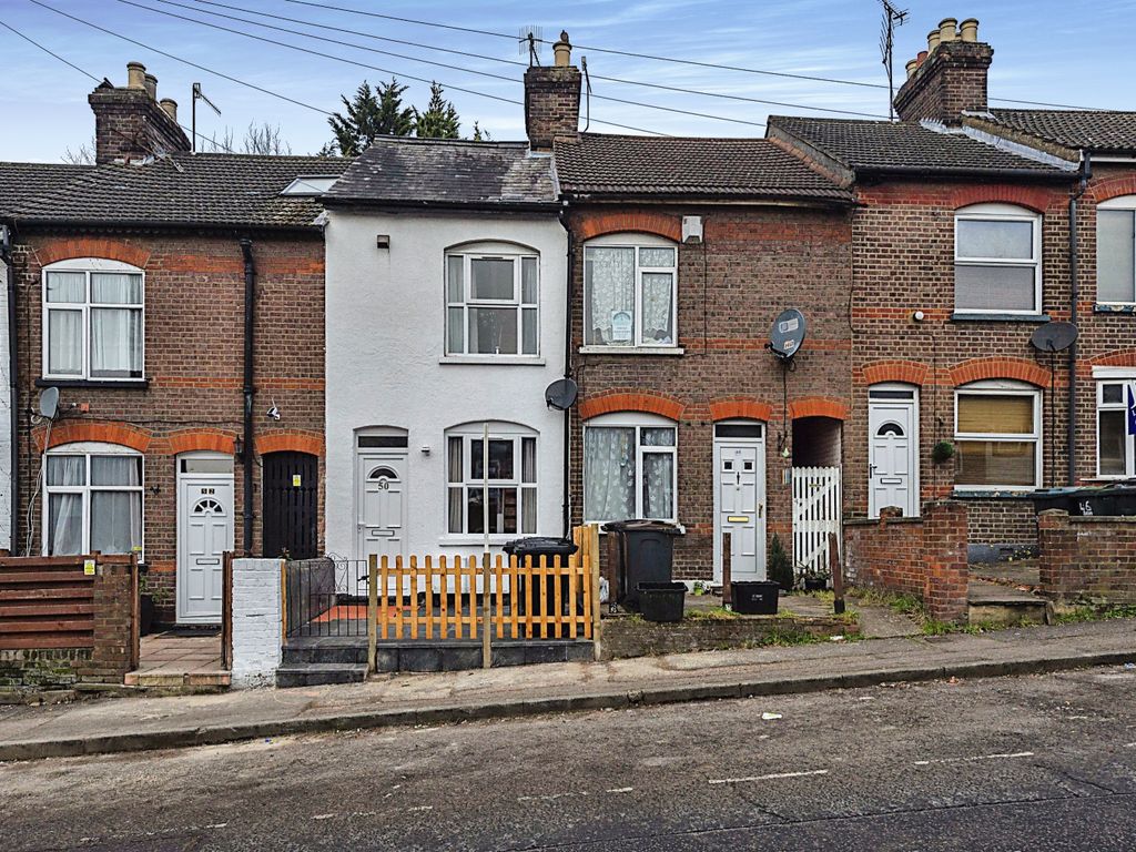 2 bed terraced house for sale in Salisbury Road, Luton LU1 Zoopla
