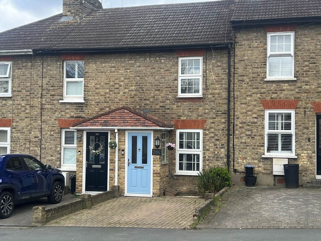 2 bed terraced house for sale in Crescent Road, Brentwood CM14, £