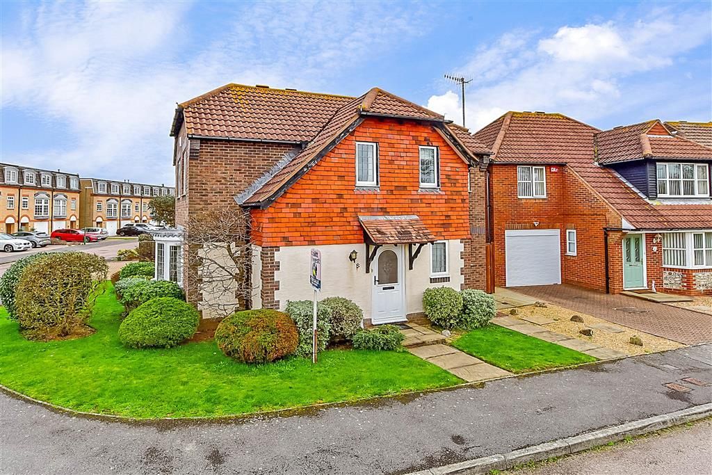 3 bed detached house for sale in Blenheim Drive, Rustington, West