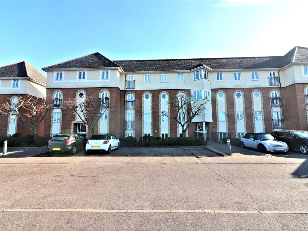 1 bed flat for sale in Walsingham Close, Hatfield, Herts AL10 Zoopla