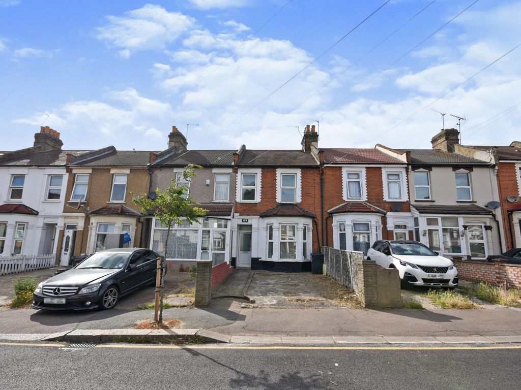 3 bed terraced house for sale in Empress Avenue, Ilford IG1 Zoopla