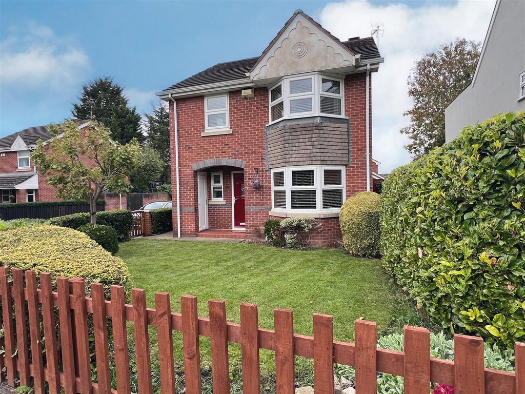 4 bed detached house for sale in Cambridge Road, Cosby, Leicester LE9