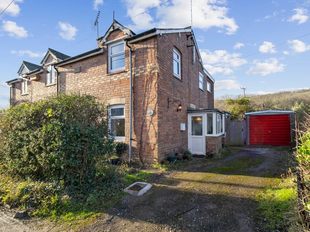 2 bed semidetached house for sale in Watery Lane, Malvern WR14, £