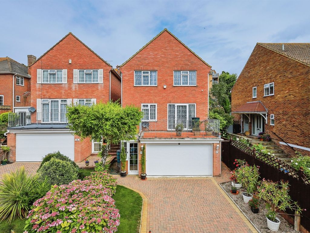 3 bed detached house for sale in Rowsley Road, Eastbourne BN20, £